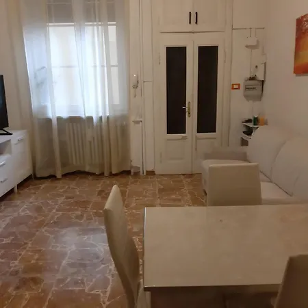 Andrea's Benaco Milano